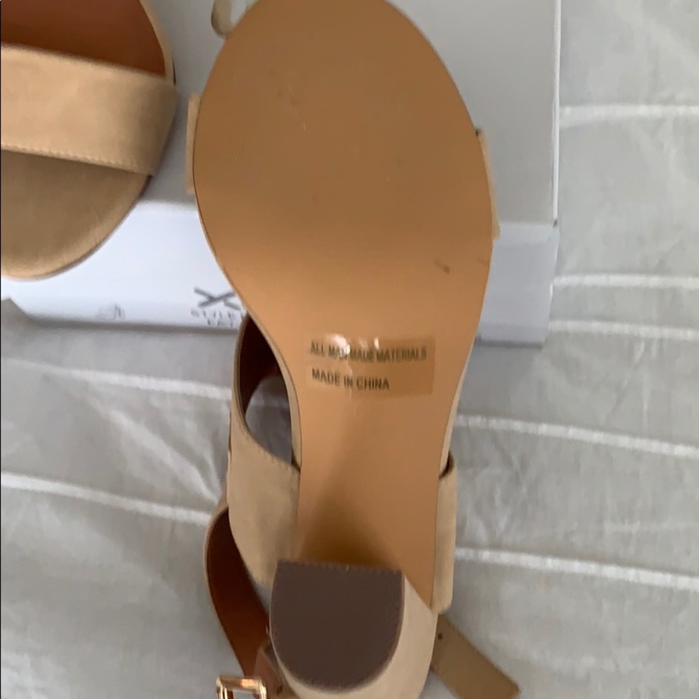 Shoes - Picture 3 of 5